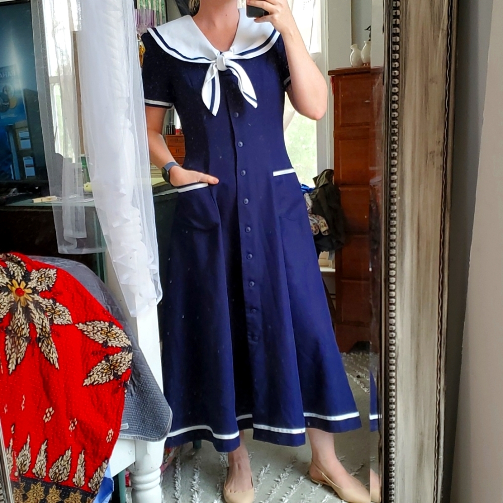 Vintage Amazing Sailor 🌙 Dress Navy And White Midi Length